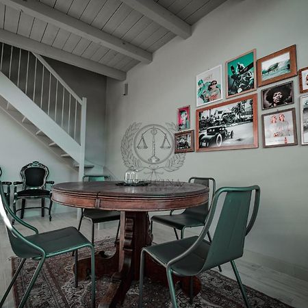 Officina Suites - Apartment , Navigli, Bocconi, Movida, Porta Ticinese มิลาน ภายนอก รูปภาพ