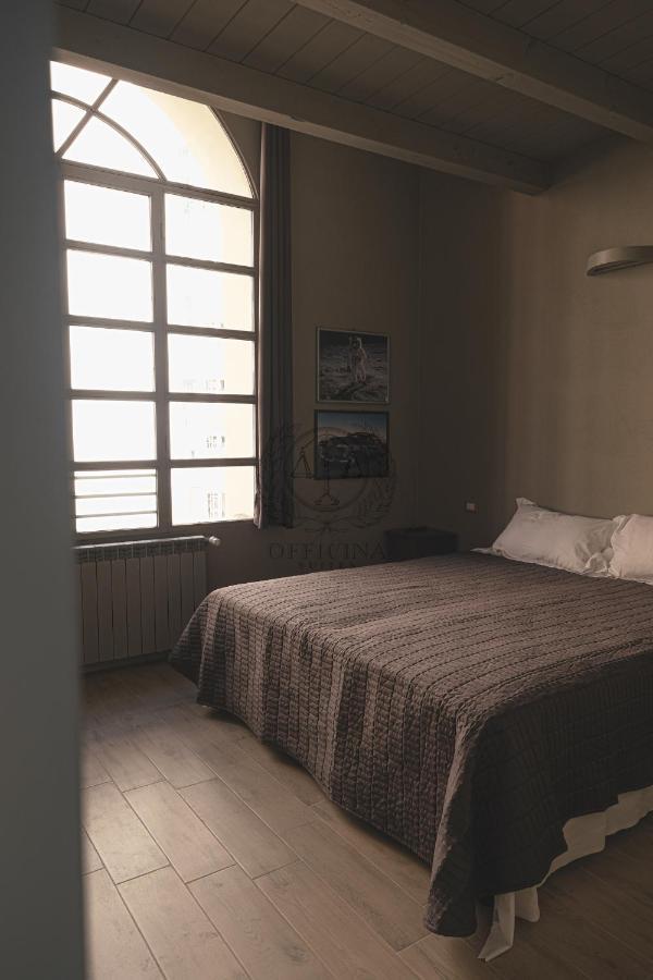 Officina Suites - Apartment , Navigli, Bocconi, Movida, Porta Ticinese มิลาน ภายนอก รูปภาพ