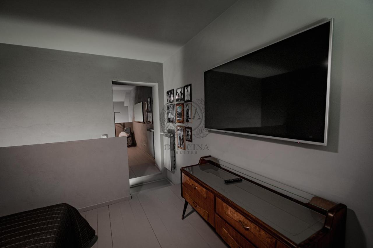 Officina Suites - Apartment , Navigli, Bocconi, Movida, Porta Ticinese มิลาน ภายนอก รูปภาพ
