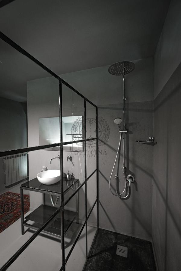 Officina Suites - Apartment , Navigli, Bocconi, Movida, Porta Ticinese มิลาน ภายนอก รูปภาพ